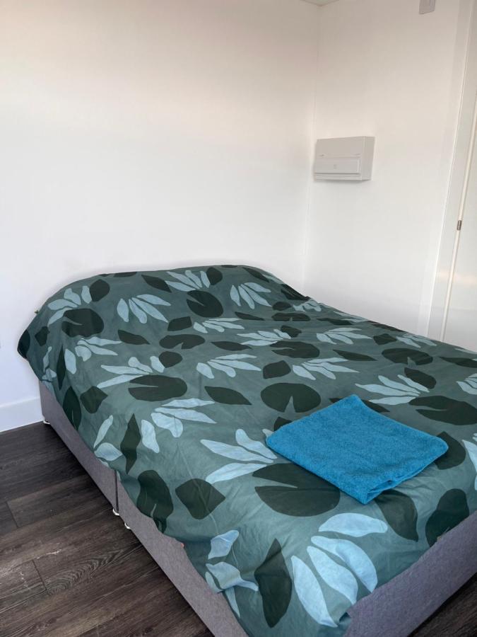 The Serviced Accommodations 할로 외부 사진